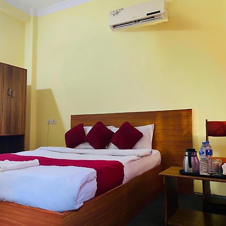 Hotel Daisy Park Siddharthanagar Luaran gambar